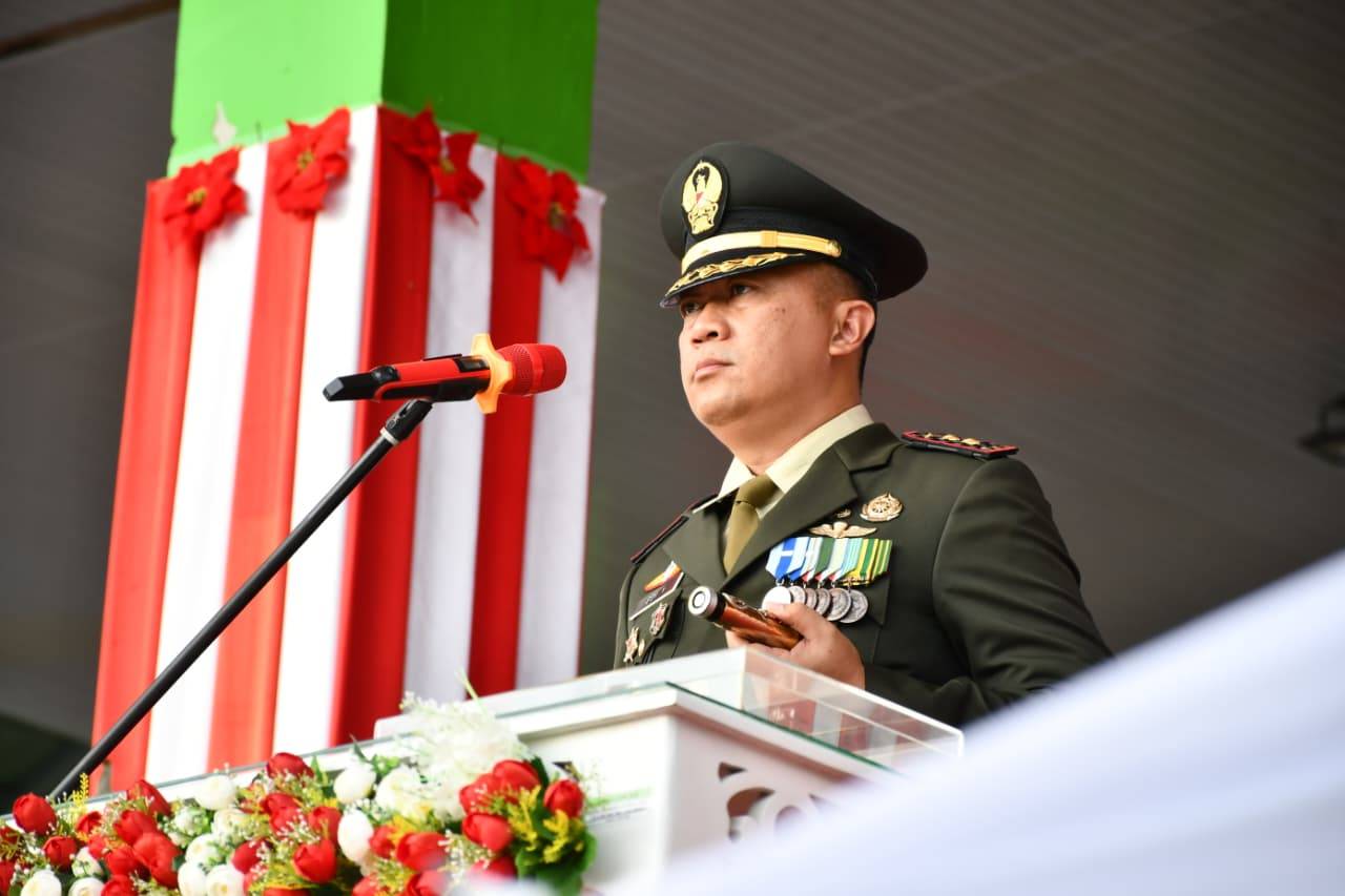 Dandim 1307/Poso Pimpin Upacara Penurunan Bendera di Touna