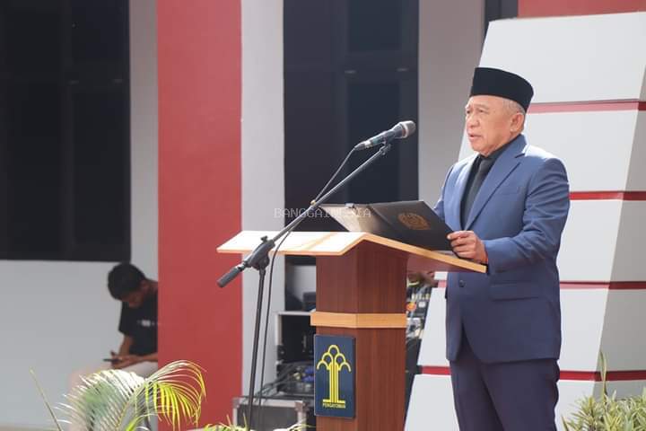 Wabup Banggai Bertindak Sebagai Irup Pada Upacara Peringatan Hari Bhakti Imigrasi Ke-73