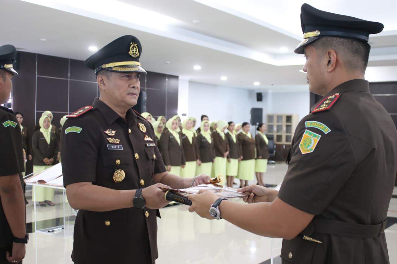 David Razi Resmi Nahkodai Kejari Touna, Rizky Fachrurrozi Lanjutkan Tugas di Riau